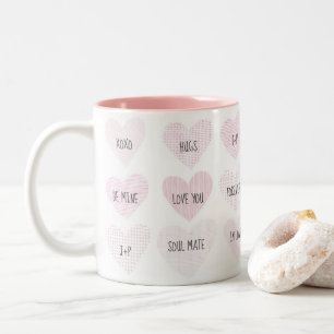 Valentijnse Roze Moderne Initialen Koffiekoffie M Tweekleurige Koffiemok