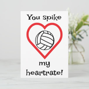 Valentijnskaart voor volleyballende kinderen in de feestdagenkaart