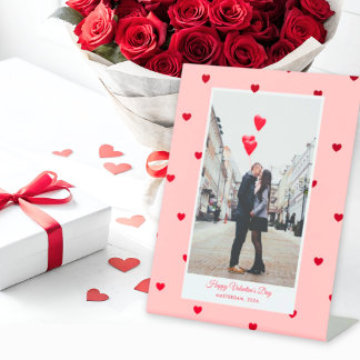Valentine’s Day pedestal sign with photo + hearts Reclamebord Met Voetstuk