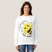 Valentine's Day Bee Mine Bumblebee Sweatshirt (Devant entier)