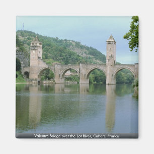 Valentre Bridge over de Lot River, Cahors, Frankri Magneet