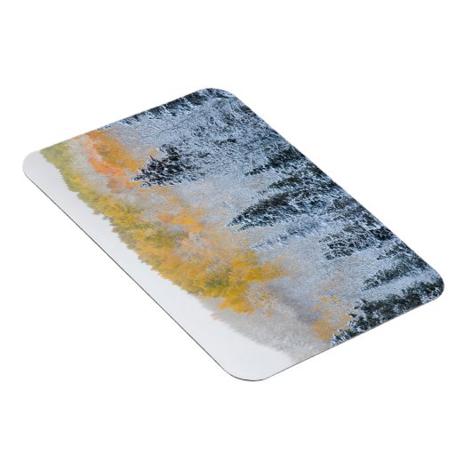 Valle kleuren van espennen en vers sneeuwbalpas magneet (Rechterzijde)