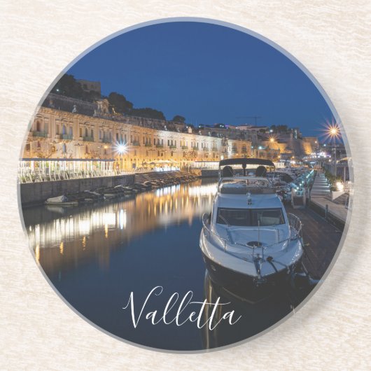 Valletta waterfront district met kleine haven zandsteen onderzetter (Voorkant)