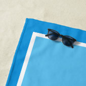 Vamos une serviette de plage bleue lumineuse de (En situation)