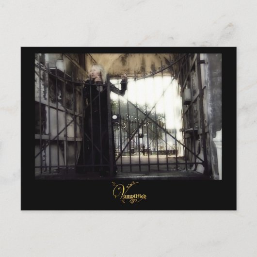 Vamplified® Crucified Briefkaart (Voorkant)