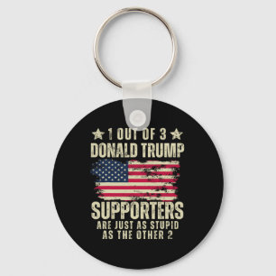 Van de 3 Donald Trump aanhangers zo dom als de Sleutelhanger