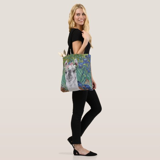 Van Gogh's Irises en Fancy Llama Draagtas (Op model)