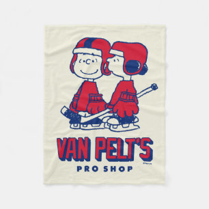 Van Pelt's Hockey Club Pro Shop Pattern Fleece Deken