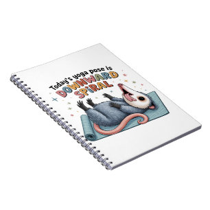 Vandaag Yoga Houden is Neerwaartse Opossum Grappig Notitieboek
