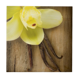 Vanilla Pods and Flower over Wooden Background Tegeltje