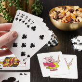 Varken als leraar met boek pokerkaarten (Insitu)