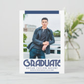 Varsity Blues Graduate Photo Faire-part (Debout devant)