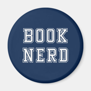 Varsity Style Book Nerd met bewerkbare kleur Magneet