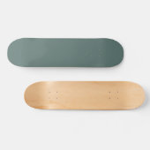 Vaste groene Eucalyptus-kleur | Hex# 5B7570 Skateboard (Horizontaal)