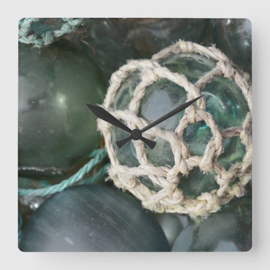 Veel glazen drijvers, Alaska Vierkante Klok (Voorkant)