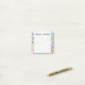 Veel kleurrijke cirkels + aangepaste naamnotitie post-it® notes (Op bureau)