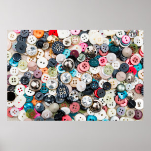 Veel kleurrijke naaiknopen van verschillende kleur poster