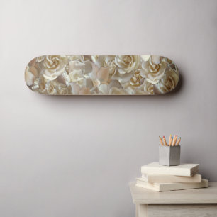 Veel mooie rozenblaadjes skateboard