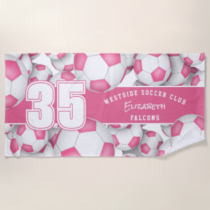 Veel voetballen meisjes roze aangepaste speler naa strandlaken