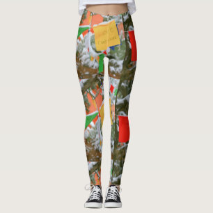veelkleurige gebeden vlaggen "de liefde gaat door" leggings