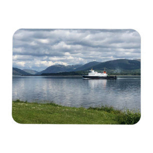 Veerboot vaart Rothesay Bay binnen, Isle of Bute o Magneet