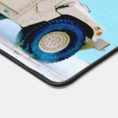 VÉHICULE ROULÉ À HAUTE MOBILITÉ (Coin)