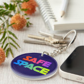 Veilige Ruimte Pride Sleutelhanger (Voorkant Rechts)