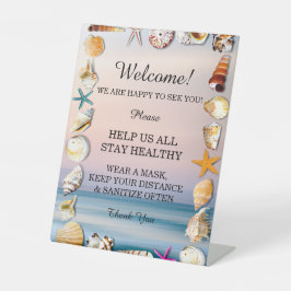 Veiligheidsmaatregelen voor tropische zandstrand e reclamebord met voetstuk