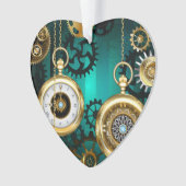 Veille bijoux Steampunk sur un Arrière - plan vert (devant)