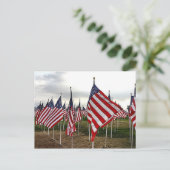 Veld van vlaggen - Patriottische Amerikaanse vlagg Briefkaart (Staand voorkant)