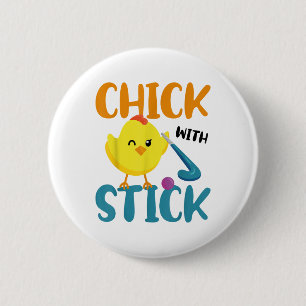 Veldhockey kip kuiken met stick _1  ronde button 5,7 cm
