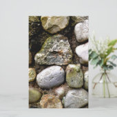 Veldsteen, stenen, gesteente, gestormde steen, roe briefpapier (Staand voorkant)