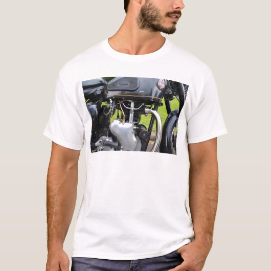 Velocette Engine T-shirt (Voorkant)