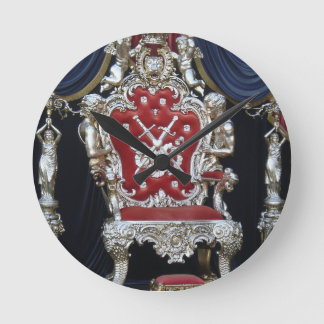 Velvet luxury throne ronde klok
