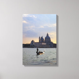 Venetiaanse gondel bij zonsondergang canvas afdruk