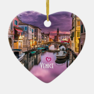 Venetië, Italië Schilderachtig kanaal en Venetiaan Keramisch Ornament