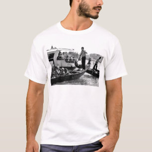 VENICE GONDOLIERS IN BLACK EN WHITE T-SHIRT
