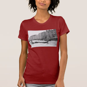 Venice Italy Gondolier Gondola T-shirt
