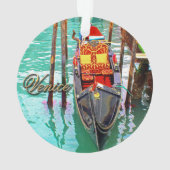 Venise, Italie (IT) - deux gondoles colorées (dos)