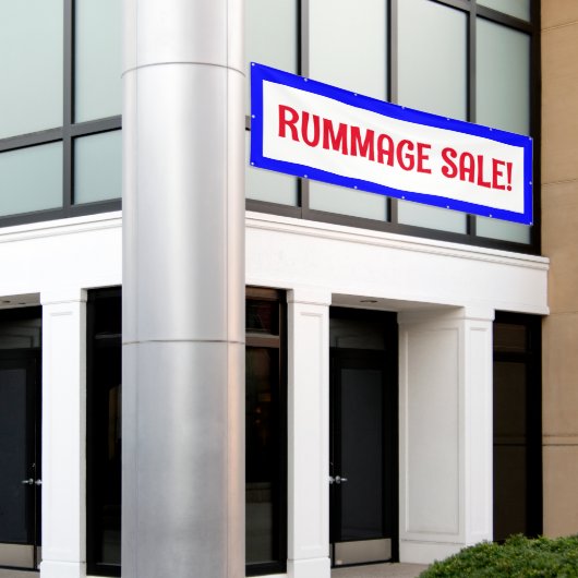 Vente de rummage ! Bannière rouge blanc et bleu (Bâtiment extérieur)