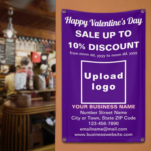 Vente Valentine d'affaires sur une bannière violet