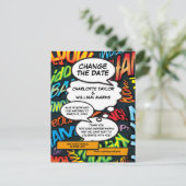 Verander de datum Comic Book Wedding Uitstel Aankondigingskaart (Staand voorkant)