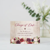 Verandering van datum Rustic Wood Burgundy Red Flo Briefkaart (Staand voorkant)