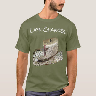 Veranderingen in het leven, slangensymboliek bij t t-shirt