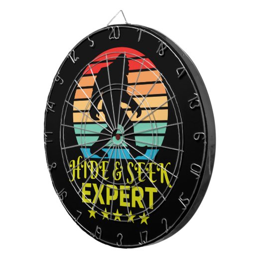 Verberg en zoek expert Bigfoot Grappig Dartbord (Voorkant Rechts)