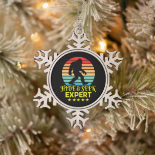Verberg en zoek expert Bigfoot Grappig Tin Sneeuwvlok Ornament