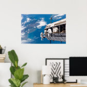 Verbetering van het internationale ruimtestation poster (Thuiskantoor)