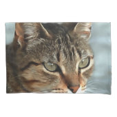 Verbluffende tabby Cat Close Artistic Portrait Kussensloop (Voorkant-Links)