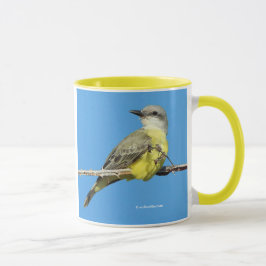 Verbluffende tropische kingbird op Blackberry Bran Mok