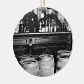 Verbod - Speakeasy Police Raid Bootlegger - M Keramisch Ornament (Links)